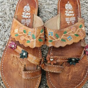 Edu May Leather Sandals with Floral Design